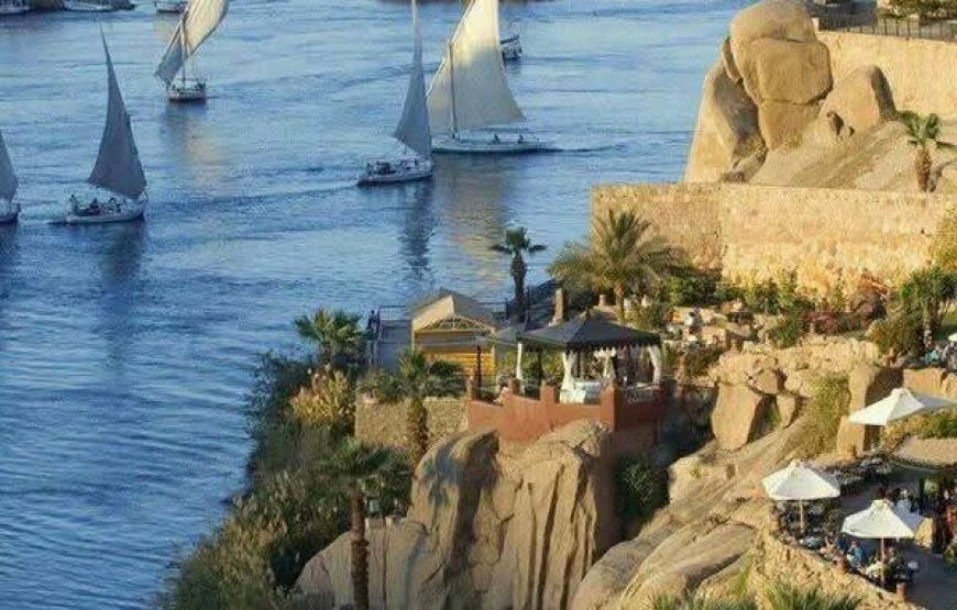 Abu Simbel Temple Tour – Discover Egypt’s Timeless Wonder